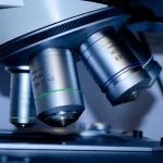 microscope-275984_1920 (1)